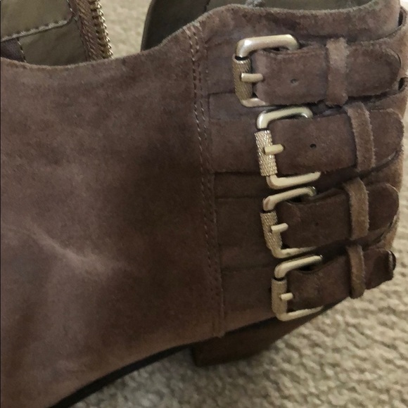 Sam Edelman booties - Picture 2 of 4